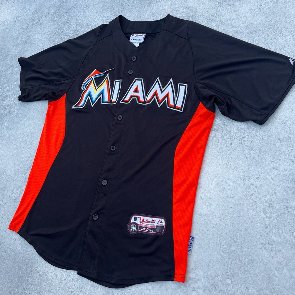 Vintage 2000s Majestic MLB Miami Marlins Baseball Team Authentic Black Jersey